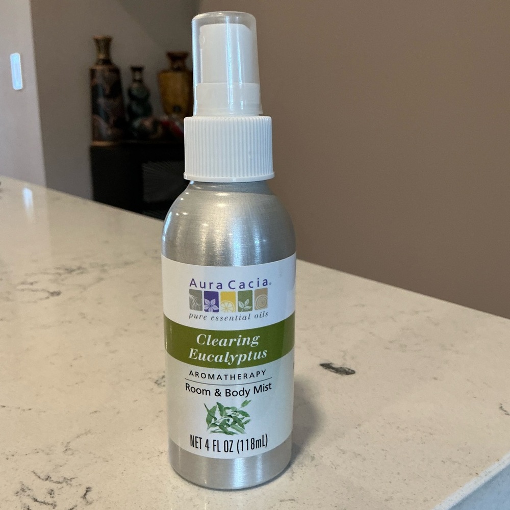 Aura Cacia Clearing Eucalyptus Room & Body Mist